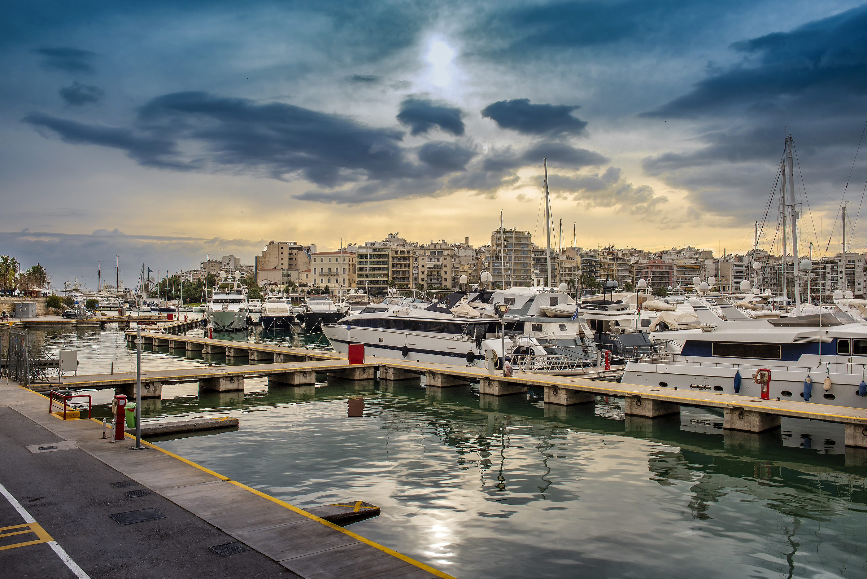 Why are Composites Ideal for Docks and Marinas?